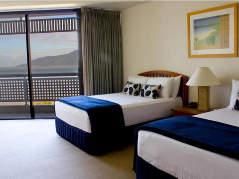 Rydges Esplanade Resort Cairns - Holiday Sunshine Coast 0