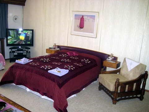 Sages' Haus B&B - Sunshine Coast Tourism 0