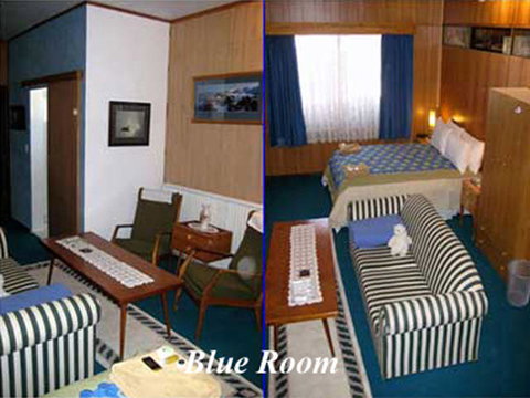 Sages' Haus B&B - Sunshine Coast Tourism 4