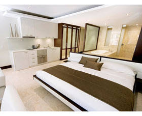Sandalwood Van & Leisure Park - Holiday Sunshine Coast 1