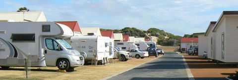 Seaspray Beach Holiday Park - Sunshine Coast Tourism 1