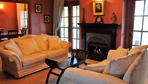 Secret Valley Escape - Sunshine Coast Tourism 3