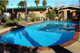 Starline Motor Inn - Holiday Sunshine Coast 0