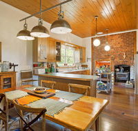 Stony Creek Farm BB - Sunshine Coast Tourism