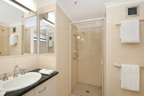 Sunbird Beach Resort - Sunshine Coast Tourism 1