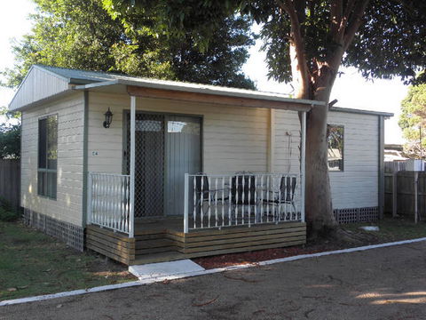 Sunnyside Caravan Park - Sunshine Coast Tourism 1