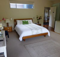 Sunrise Bed  Breakfast - Holiday Sunshine Coast