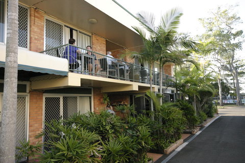 Sunseeker Motel - Sunshine Coast Tourism 5