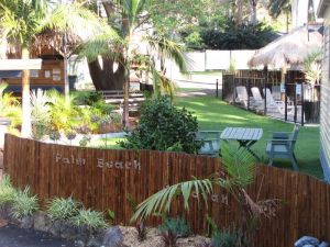 Palm Beach Caravan Park - Sunshine Coast Tourism 1