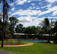 Farmgate Backpackers - Holiday Sunshine Coast