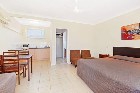 Wingham Motel - Holiday Sunshine Coast 16