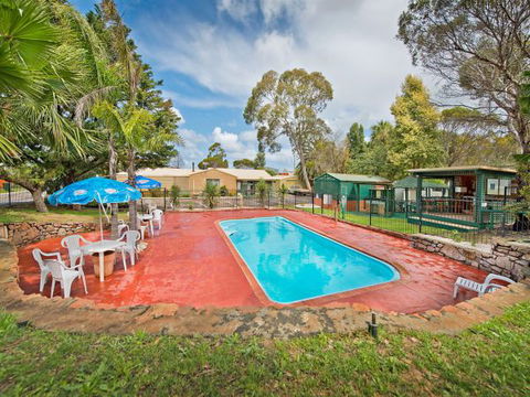 Acclaim Pine Grove Holiday Park - Sunshine Coast Tourism 8