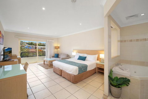 Terrigal Sails - Sunshine Coast Tourism 12