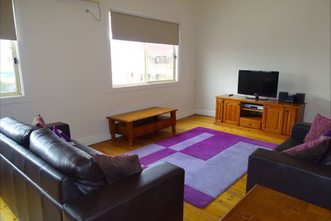 Silver Hill Townhouse - Holiday Sunshine Coast 4