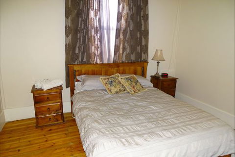 Silver Hill Townhouse - Holiday Sunshine Coast 7