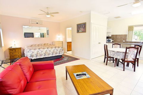 Bonville Lodge - Sunshine Coast Tourism 7