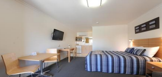 Tea House Motor Inn And Apartments - Sunshine Coast Tourism 3