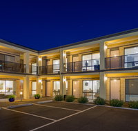 The Bay Motel - Safety Beach - Sunshine Coast Tourism