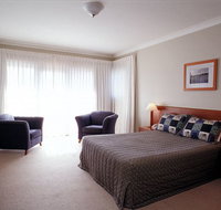 The Berry Village Boutique Motel - Holiday Sunshine Coast