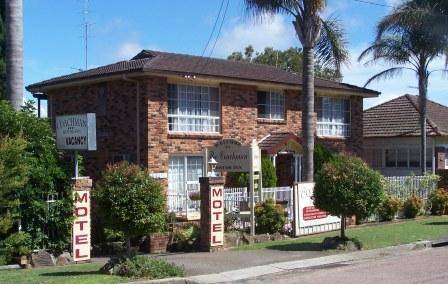 The Coachman Motor Inn - Holiday Sunshine Coast 0