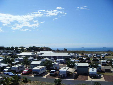 The Cove Holiday Village - Sunshine Coast Tourism 0