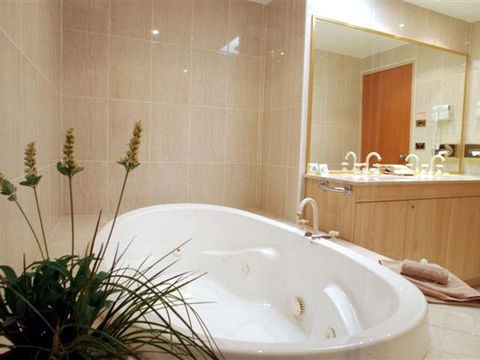 Hermitage Campbelltown - Holiday Sunshine Coast 2