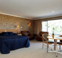 Hermitage Campbelltown - Holiday Sunshine Coast