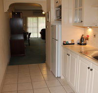 The Lawson Motor Inn - Sunshine Coast Tourism