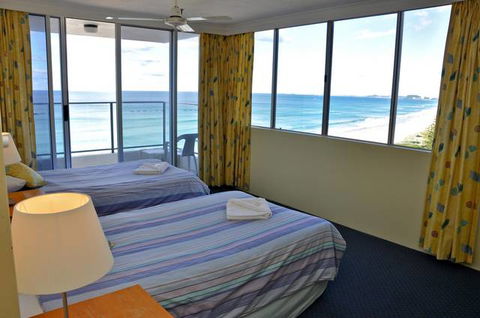 The Penthouses Apartments - Sunshine Coast Tourism 3
