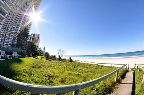 The Penthouses Apartments - Sunshine Coast Tourism 6
