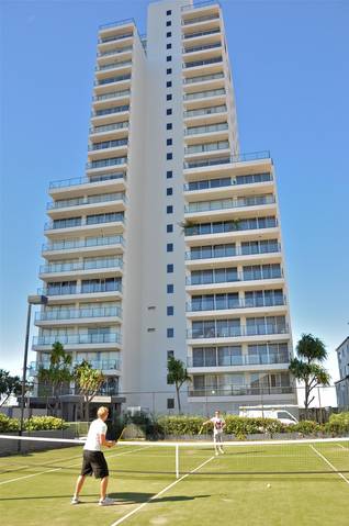 The Penthouses Apartments - Sunshine Coast Tourism 8