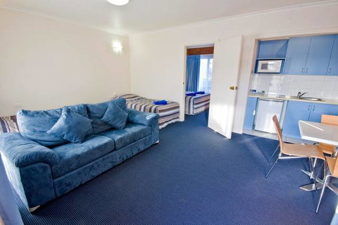 Torquay Tropicana Motel - Sunshine Coast Tourism 0