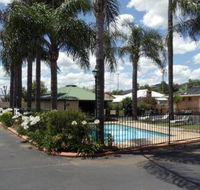 Town  Country Motor Inn Tamworth - Sunshine Coast Tourism