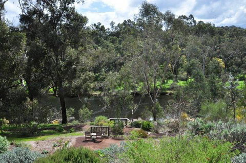 Tweed Valley Lodge - Sunshine Coast Tourism 2