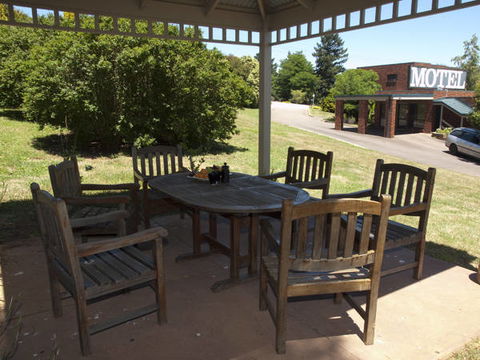 Warragul Views Motor Inn - Sunshine Coast Tourism 1