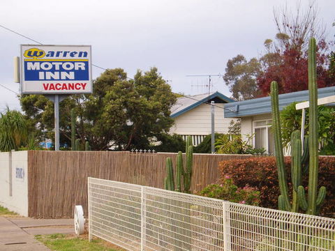Warren Motor Inn - Holiday Sunshine Coast 0
