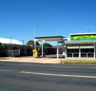 Wattle Tree Motel - Sunshine Coast Tourism