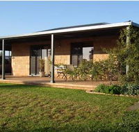 Welcome Cottage Executive Serviced Accommodation - Sunshine Coast Tourism