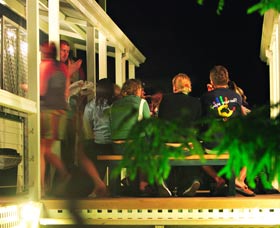 Blue Reef Backpackers - Sunshine Coast Tourism 2