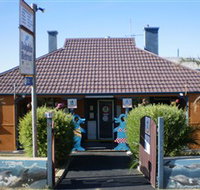 Dolphin Retreat Bunbury - Sunshine Coast Tourism