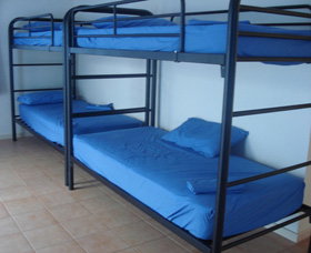Kimberley Croc Backpackers YHA - Sunshine Coast Tourism 2