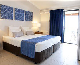 RAC Monkey Mia Dolphin Resort - Holiday Sunshine Coast 0