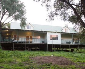 Sea Breeze Chalets - Sunshine Coast Tourism 0