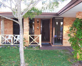 Southern River B & B - Sunshine Coast Tourism 1