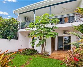 Beach View Holiday Villa - Sunshine Coast Tourism 1