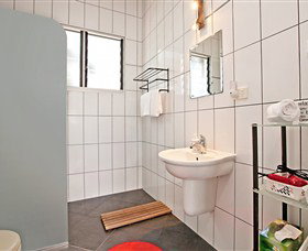 Beachside Tropical Retreat - Sunshine Coast Tourism 5