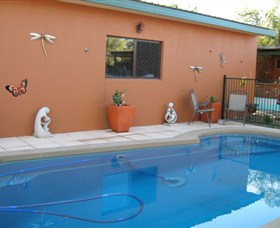 Molliejay Bed And Breakfast - Sunshine Coast Tourism 4