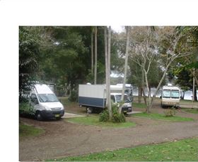 Croki Riverside Caravan Park - Sunshine Coast Tourism 1