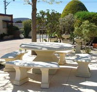 Hillview Motel - Holiday Sunshine Coast