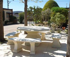 Hillview Motel - Sunshine Coast Tourism 0